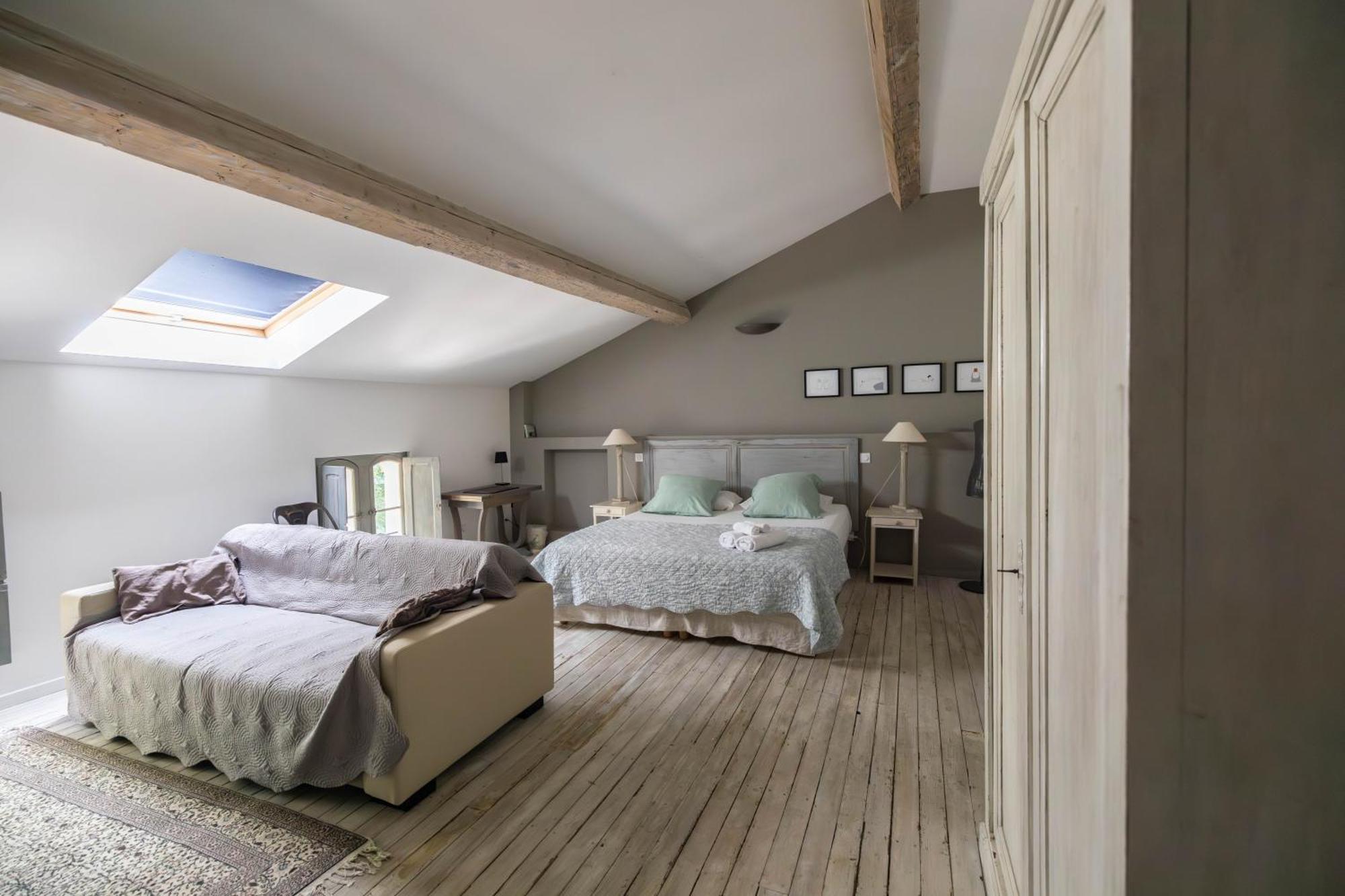 Domaine Castell De Bles Bed and Breakfast Saint-Génis Værelse billede